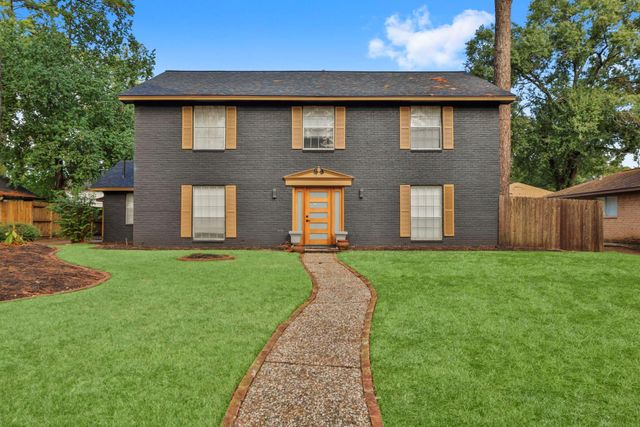 5206 Lodge Creek Dr Drive, Houston, TX 77066