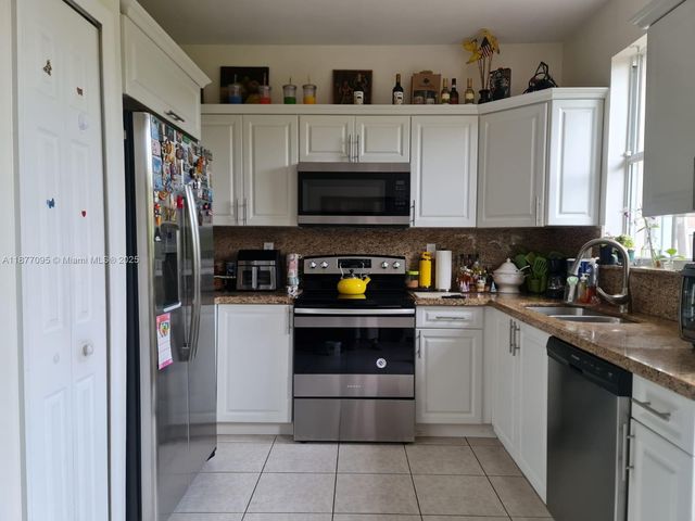 13827 SW 274th Ter, Homestead, FL 33032