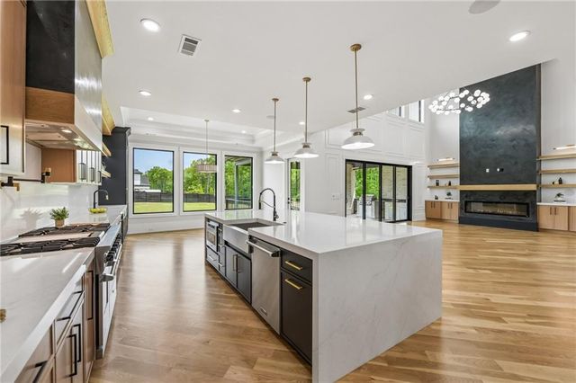 3213 Thompson Mill Road, Buford, GA 30519