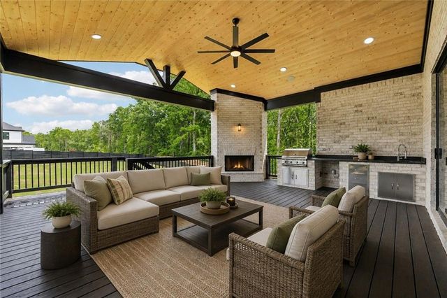 3213 Thompson Mill Road, Buford, GA 30519