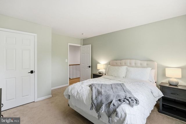 9467 MERRIMONT TRACE CIR, Bristow, VA 20136