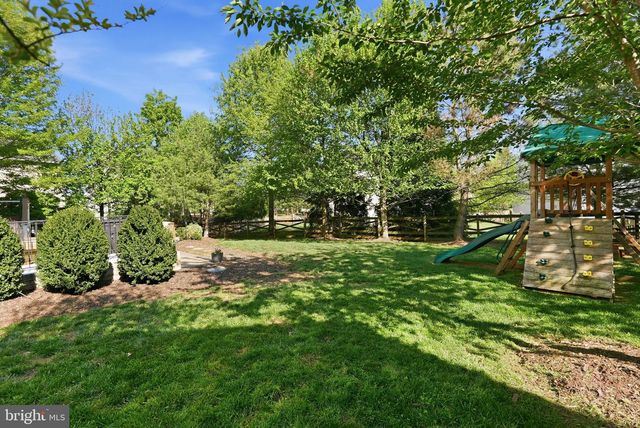 9467 MERRIMONT TRACE CIR, Bristow, VA 20136