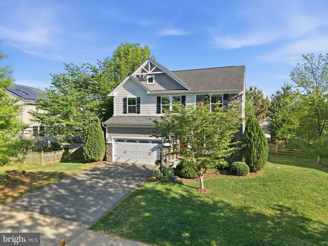 9467 MERRIMONT TRACE CIR, Bristow, VA 20136