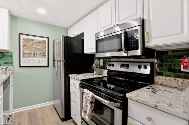 6059 S Bay Drive, Indianapolis, IN 46250