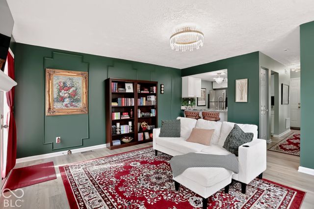 6059 S Bay Drive, Indianapolis, IN 46250