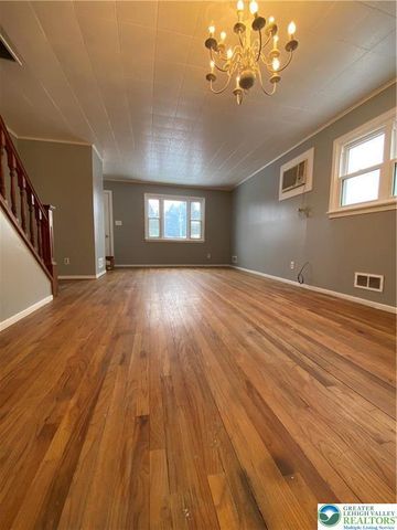 2121 Schoenersville Road, Bethlehem City, PA 18018