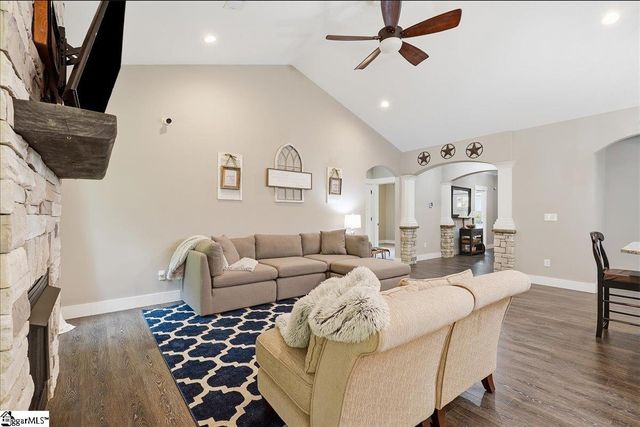 3044 English Cottage Way, Boiling Springs, SC 29316