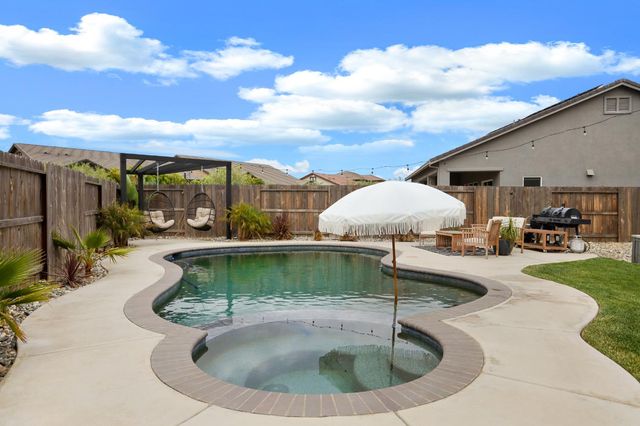 2134 Rambutan Pl, Manteca, CA 95337