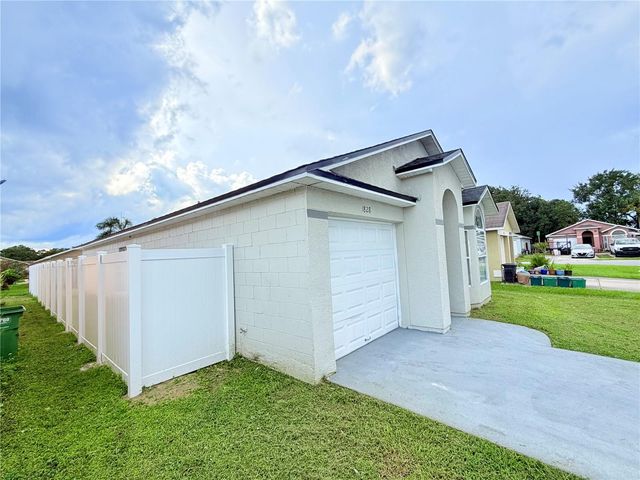 1828 LACY LANE, Sanford, FL 32771