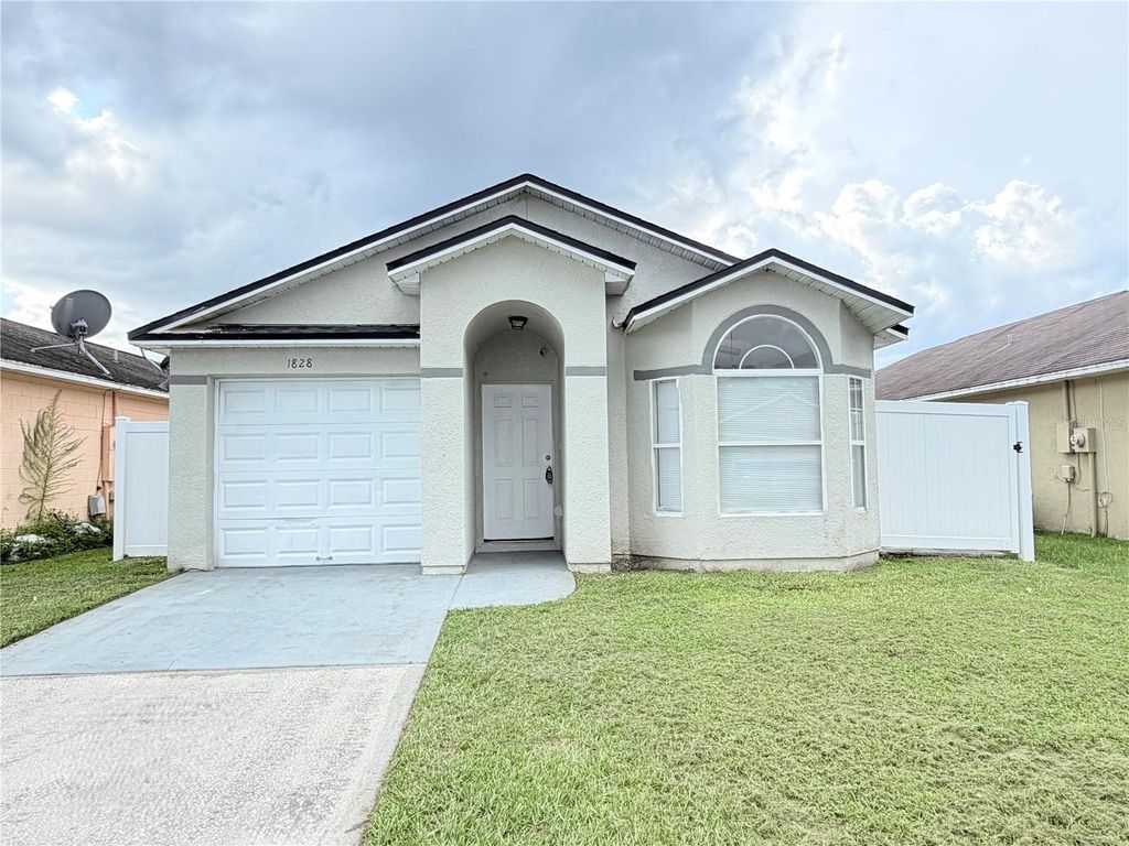 1828 LACY LANE, Sanford, FL 32771