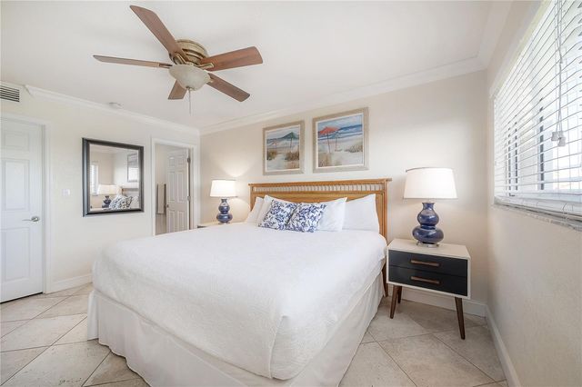 10265 GULF BOULEVARD A306, St Petersburg, FL 33706