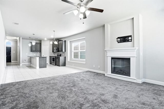 686 Navasota Drive, Crandall, TX 75114