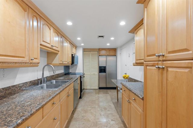 2100 S Ocean Dr 5CD, Fort Lauderdale, FL 33316