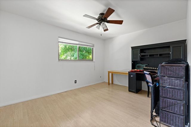 876 Rutledge Dr, Lodi, CA 95242