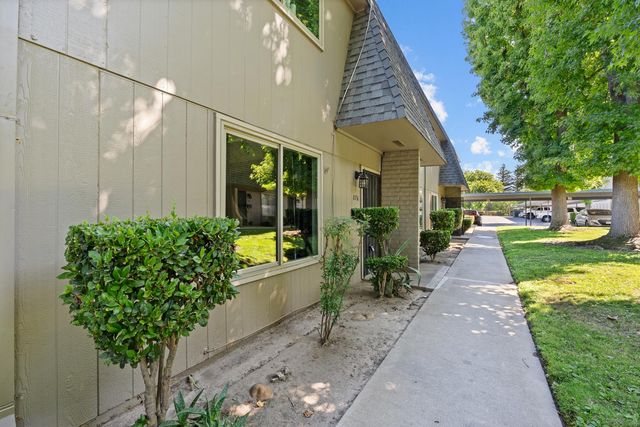 876 Rutledge Dr, Lodi, CA 95242