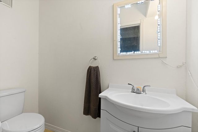 876 Rutledge Dr, Lodi, CA 95242