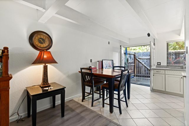 876 Rutledge Dr, Lodi, CA 95242
