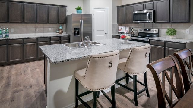 2207 Bosque Trail, Crandall, TX 75114