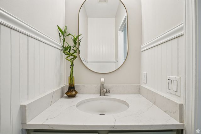 392 CRANBERRY HILL DR, Draper, UT 84020