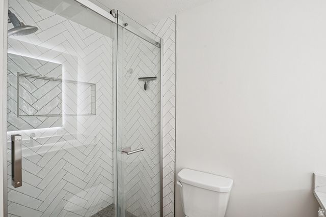 392 CRANBERRY HILL DR, Draper, UT 84020