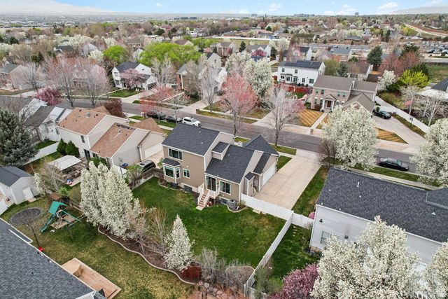 392 CRANBERRY HILL DR, Draper, UT 84020