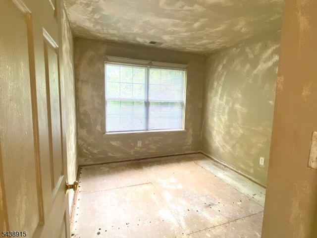 274 Bald Eagle Dr, Lopatcong Twp., NJ 08886
