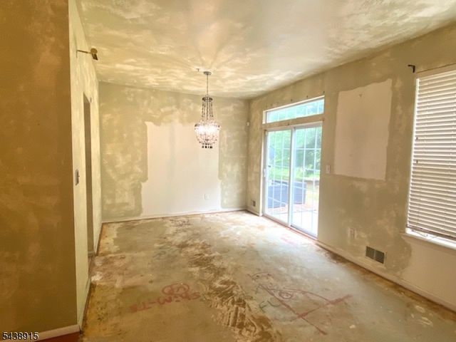 274 Bald Eagle Dr, Lopatcong Twp., NJ 08886