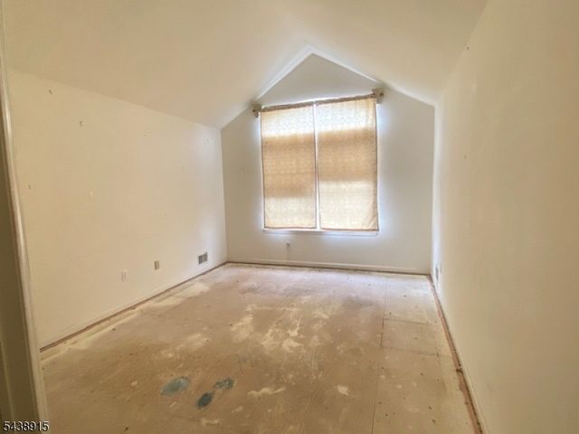 274 Bald Eagle Dr, Lopatcong Twp., NJ 08886