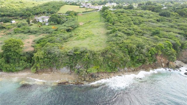 2 CALLE CAÑON, Vieques, PR 00765