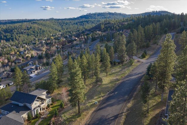 11615 S Elk Run Ln, Spokane, WA 99224