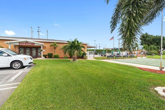 200 South Boulevard A, Boynton Beach, FL 33435