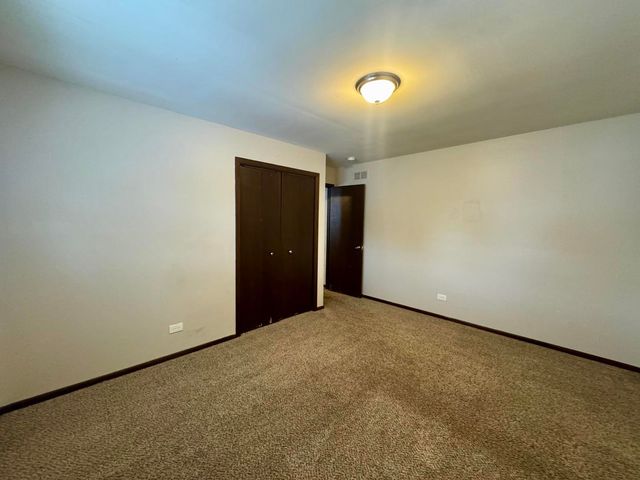 18013 Park Avenue, Lansing, IL 60438