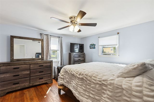 39 Oakland Drive, West Warwick, RI 02893