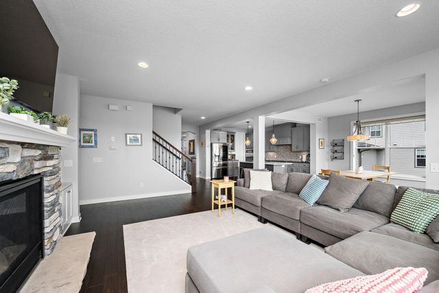 12575 Foxhill Avenue N, Hugo, MN 55038