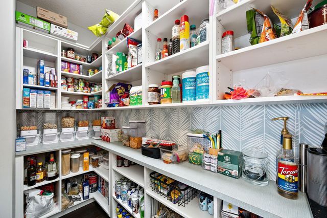 12575 Foxhill Avenue N, Hugo, MN 55038