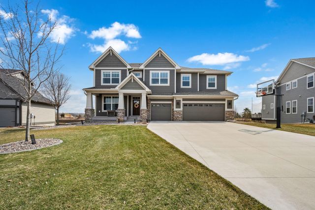 12575 Foxhill Avenue N, Hugo, MN 55038