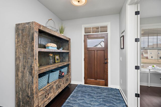 12575 Foxhill Avenue N, Hugo, MN 55038