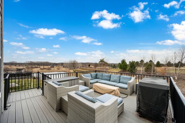 12575 Foxhill Avenue N, Hugo, MN 55038