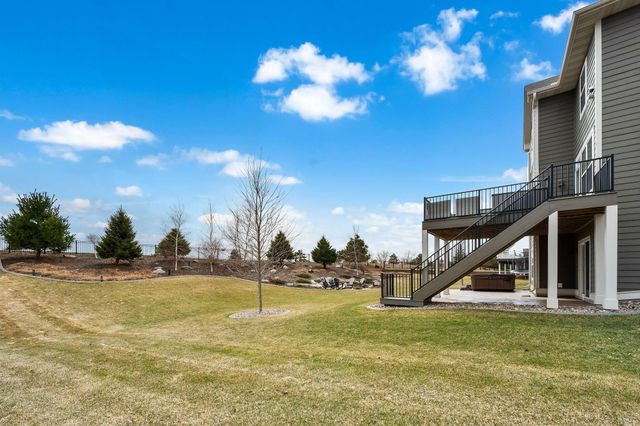 12575 Foxhill Avenue N, Hugo, MN 55038