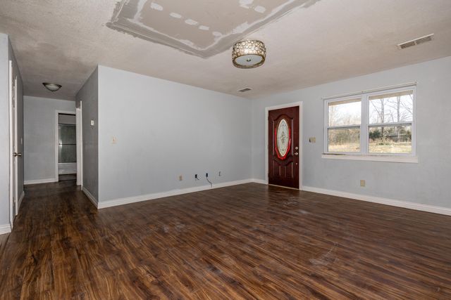 343 Private Road 2018, West Plains, MO 65775