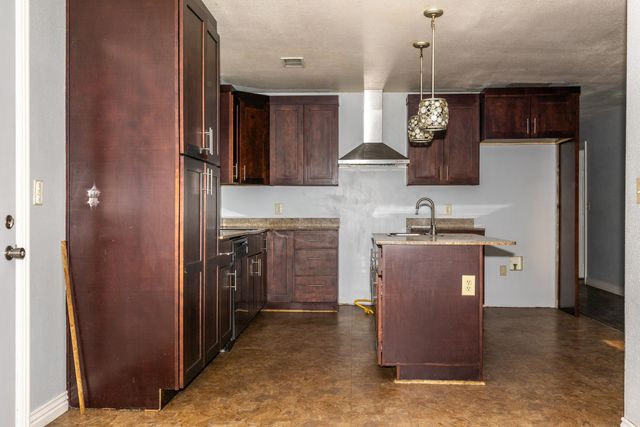 343 Private Road 2018, West Plains, MO 65775