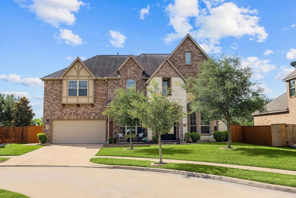 5806 Eden Crest Court, Richmond, TX 77407
