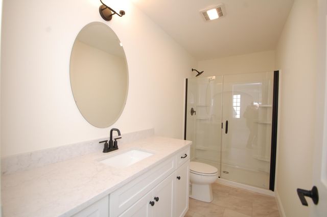 7B Dearborn Circle, Goffstown, NH 03045
