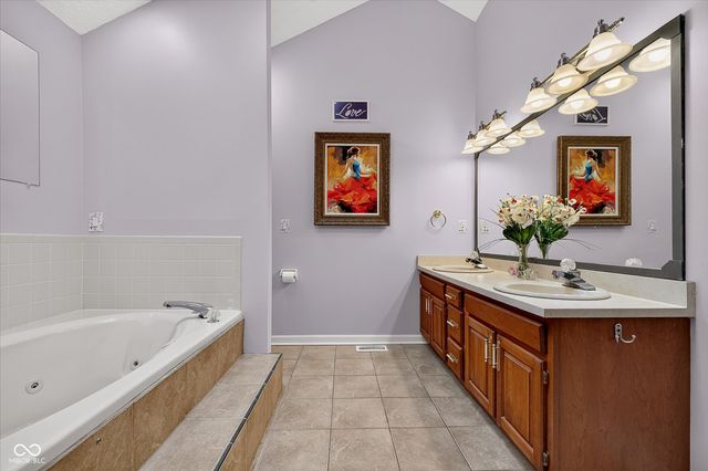 1210 E 191st Street, Westfield, IN 46074