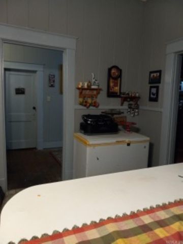 1005 Elm St, Camden, AR 71701