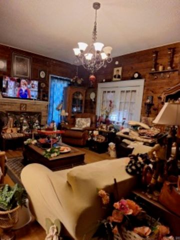 1005 Elm St, Camden, AR 71701