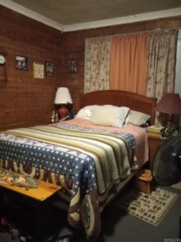 1005 Elm St, Camden, AR 71701