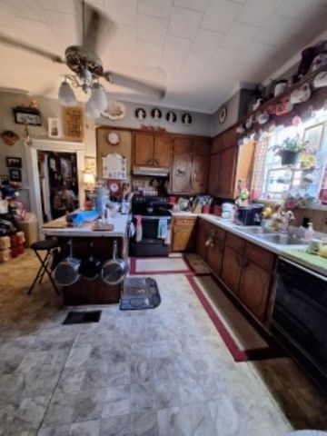 1005 Elm St, Camden, AR 71701