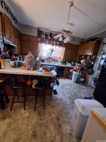1005 Elm St, Camden, AR 71701