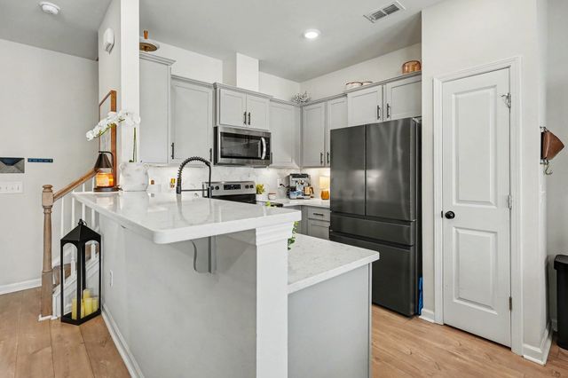 506 Gilroy Ct, Antioch, TN 37013